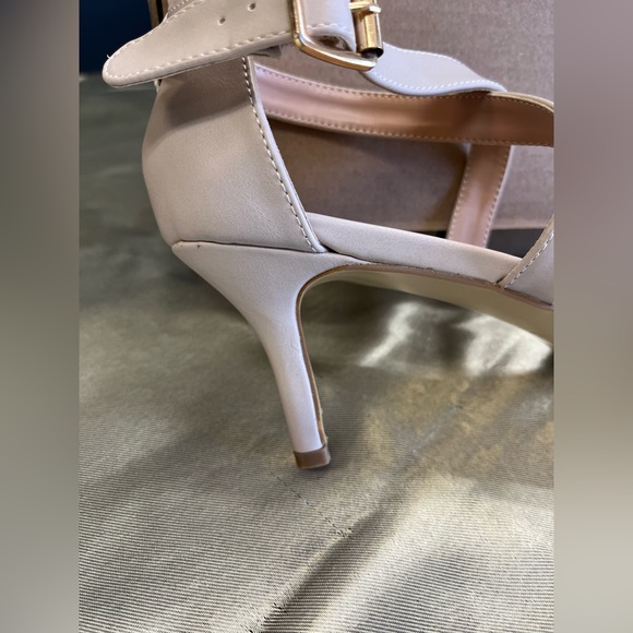 Journey Riva Pumps - Picture 6 of 13